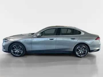 BMW 550e xDrive