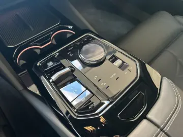 BMW 550e xDrive
