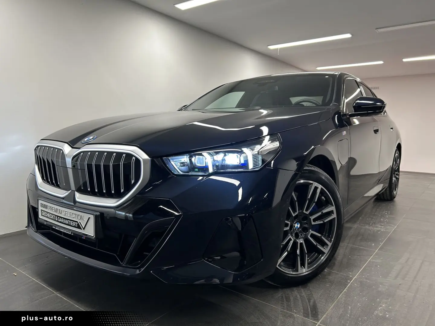 BMW 550e xDrive Limousine M Sportpaket B&W DAB LED K