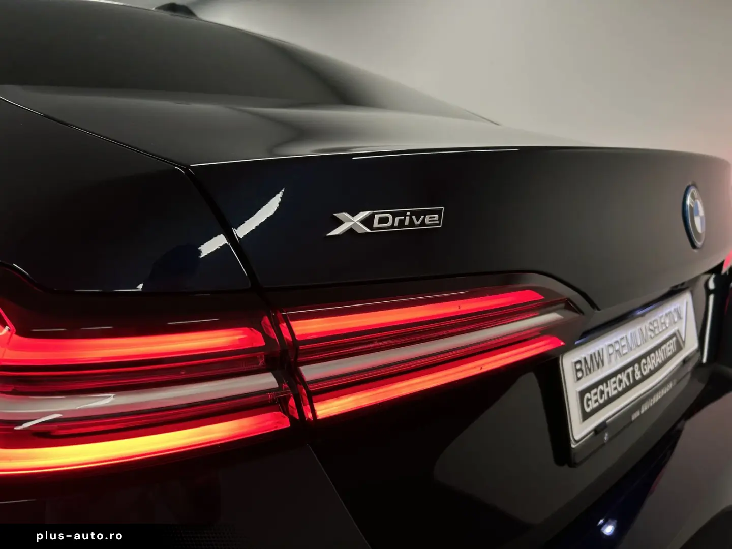BMW 550e xDrive Limousine M Sportpaket B&W DAB LED K