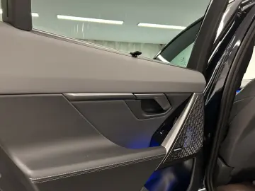 BMW 550e xDrive Limousine M Sportpaket B&W DAB LED K