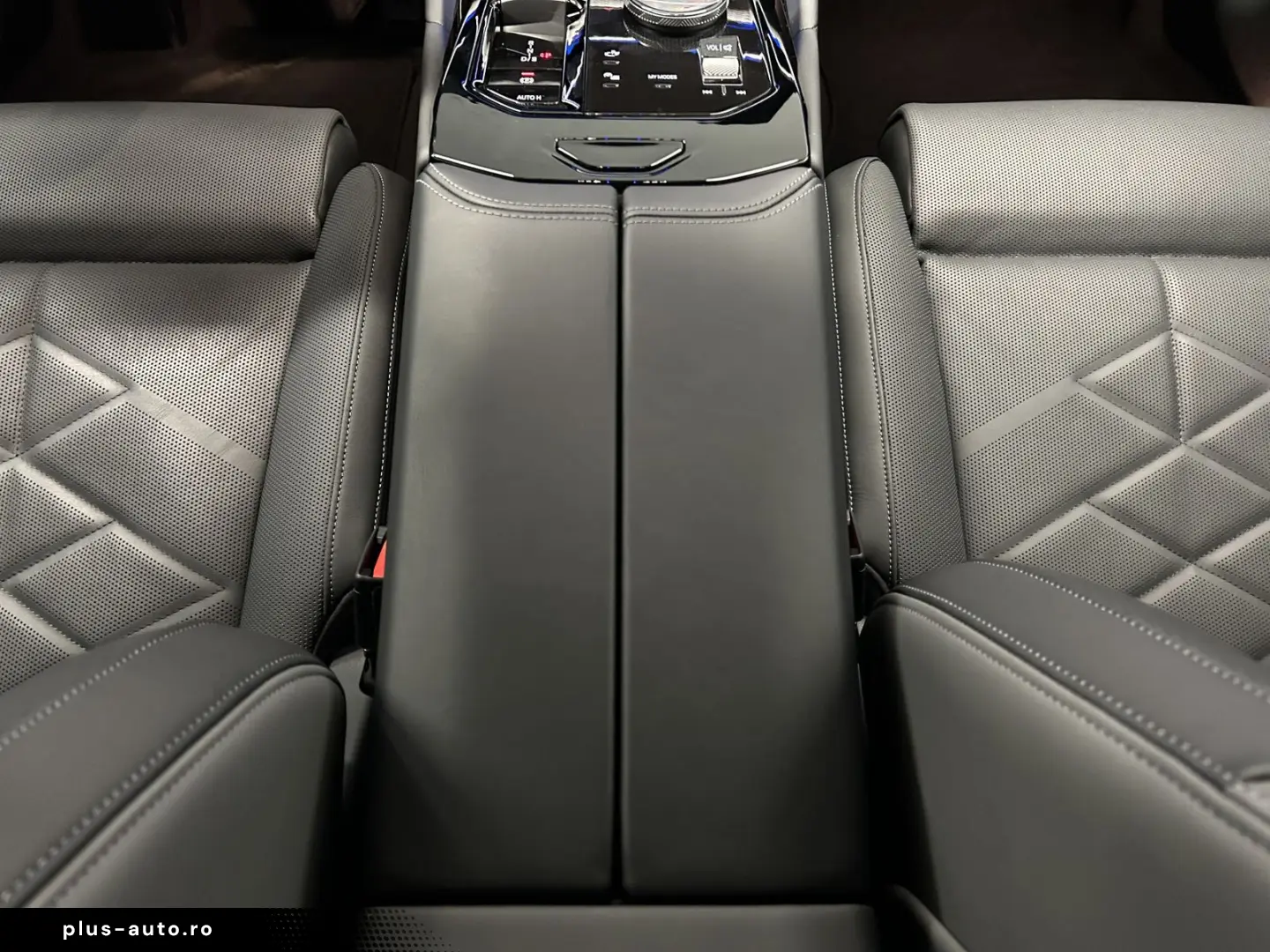 BMW 550e xDrive Limousine M Sportpaket B&W DAB LED K