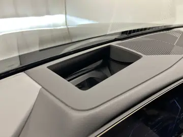 BMW 550e xDrive Limousine M Sportpaket B&W DAB LED K