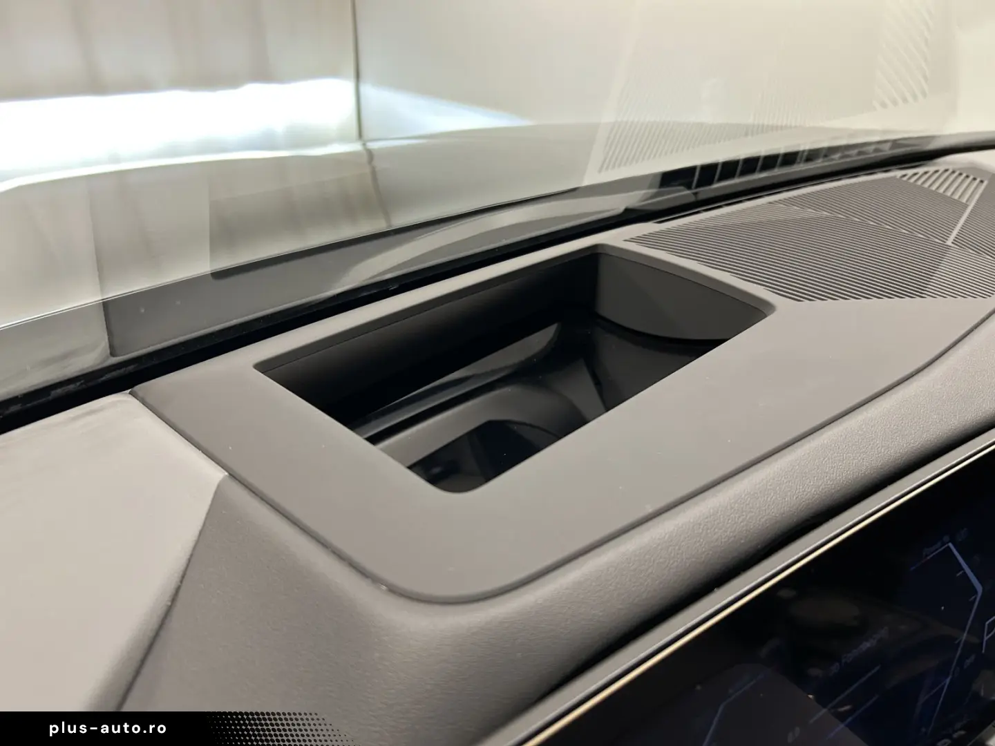 BMW 550e xDrive Limousine M Sportpaket B&W DAB LED K