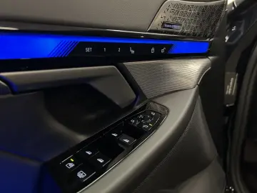 BMW 550e xDrive Limousine M Sportpaket B&W DAB LED K