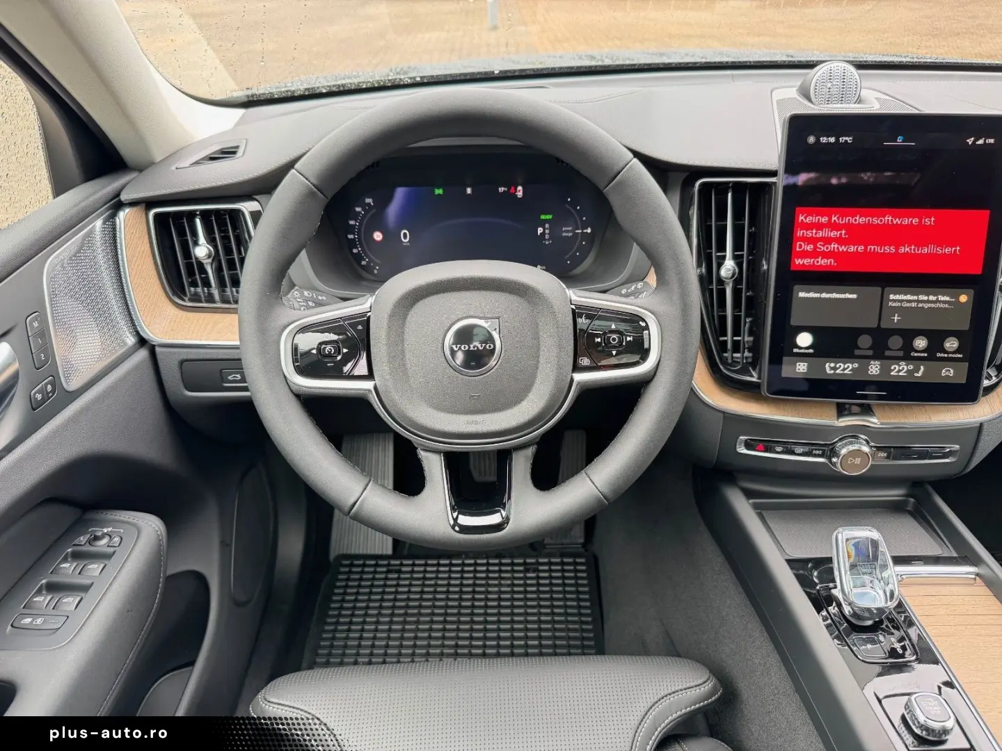 VOLVO XC60 T8 AWD ULTRA DARK - MJ26 - Luftfahrwerk -
