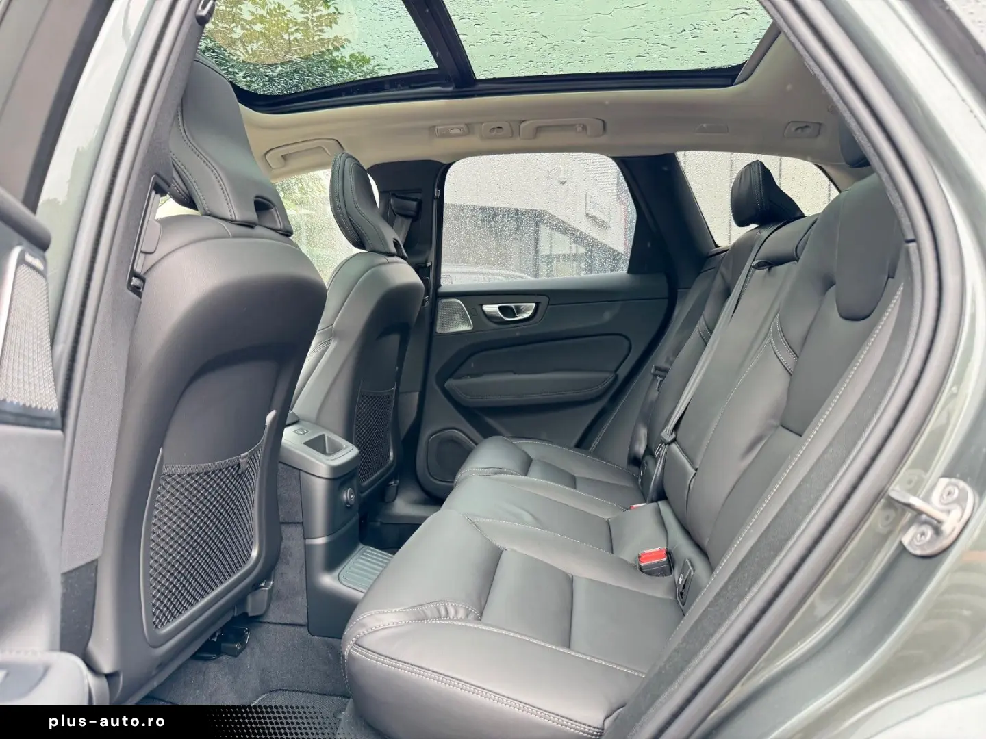 VOLVO XC60 T8 AWD ULTRA DARK - MJ26 - Luftfahrwerk -