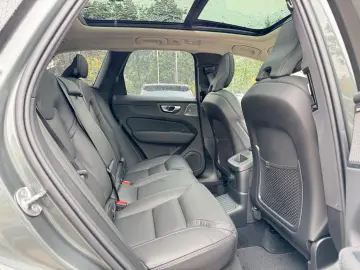 VOLVO XC60 T8 AWD ULTRA DARK - MJ26 - Luftfahrwerk -