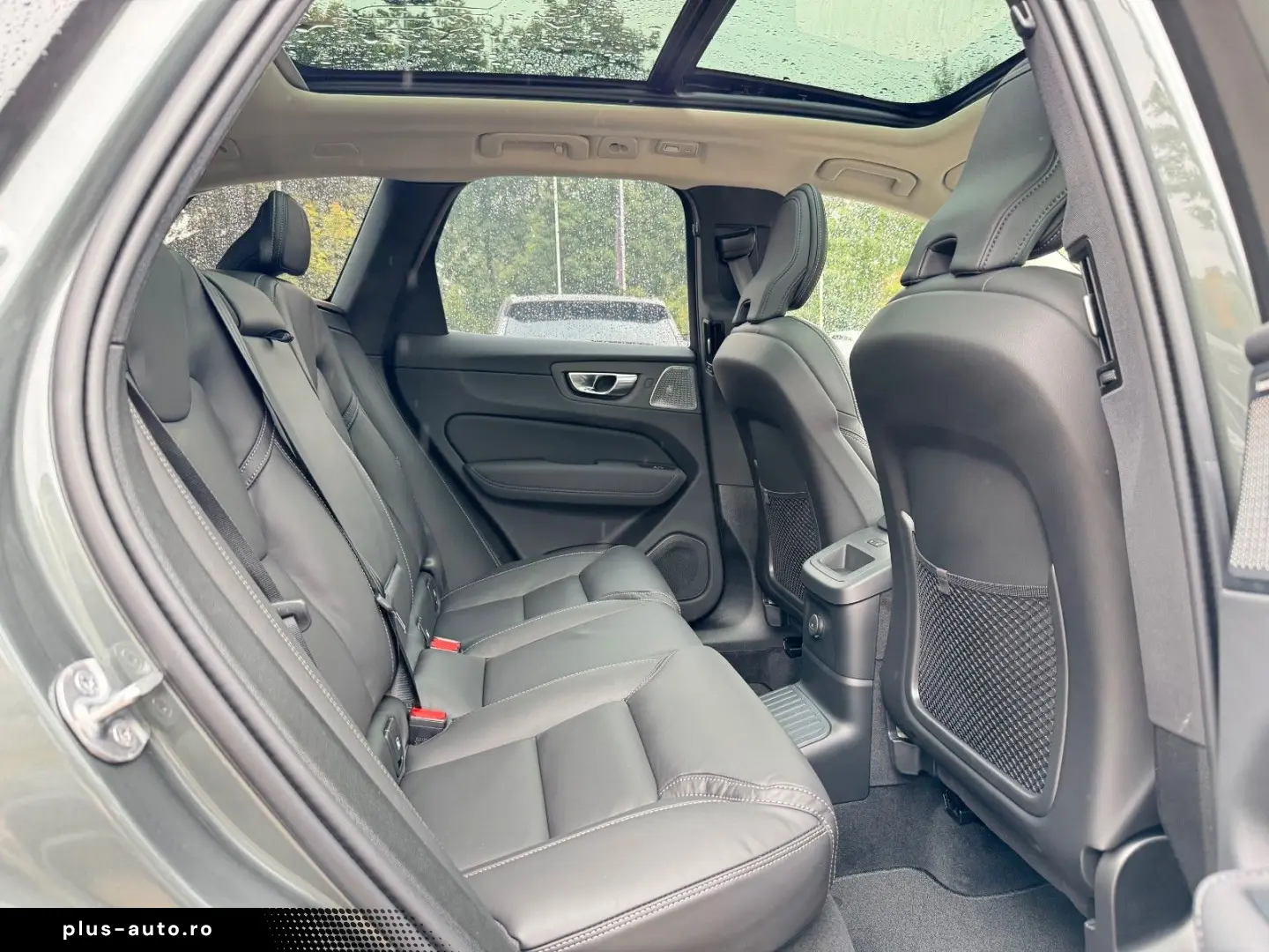 VOLVO XC60 T8 AWD ULTRA DARK - MJ26 - Luftfahrwerk -