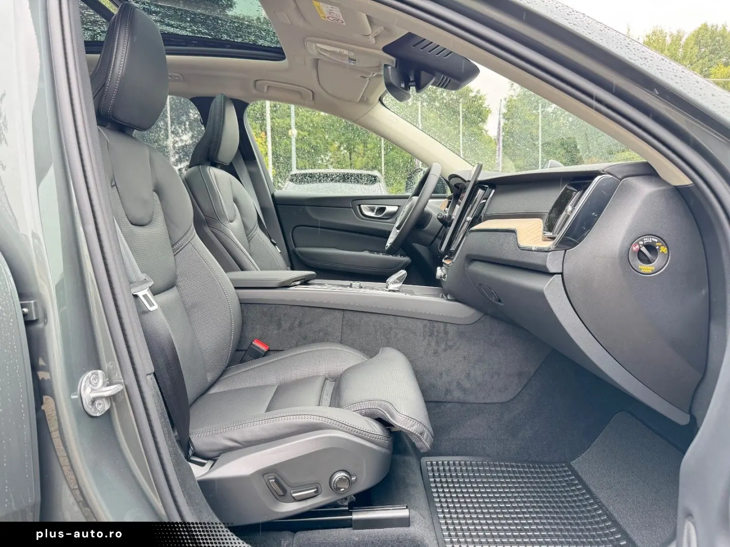 VOLVO XC60 T8 AWD ULTRA DARK - MJ26 - Luftfahrwerk -