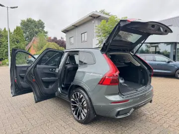 VOLVO XC60 T8 AWD ULTRA DARK - MJ26 - Luftfahrwerk -