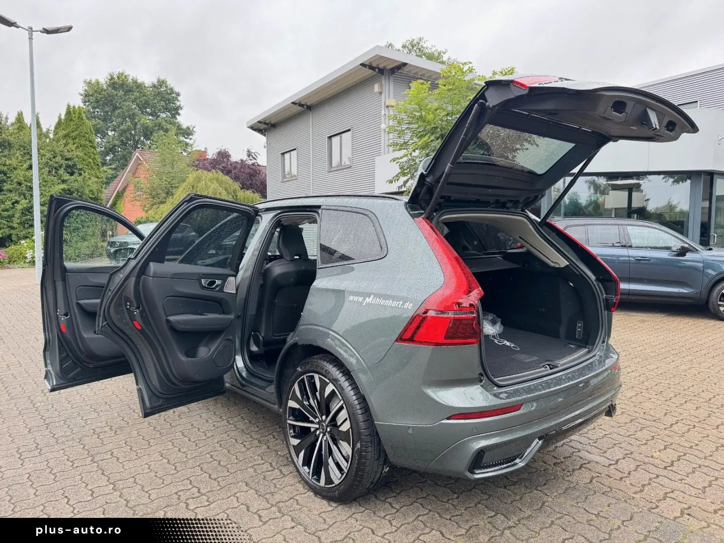 VOLVO XC60 T8 AWD ULTRA DARK - MJ26 - Luftfahrwerk -