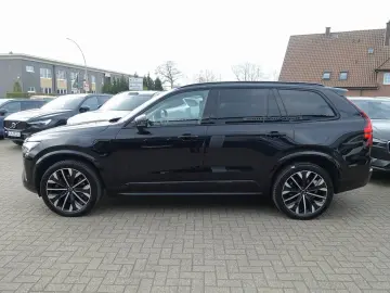 VOLVO XC90 Ultra Dark T8 Four-C AHK Massage B&W Pano