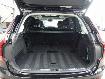 VOLVO XC90 Ultra Dark T8 Four-C AHK Massage B&W Pano