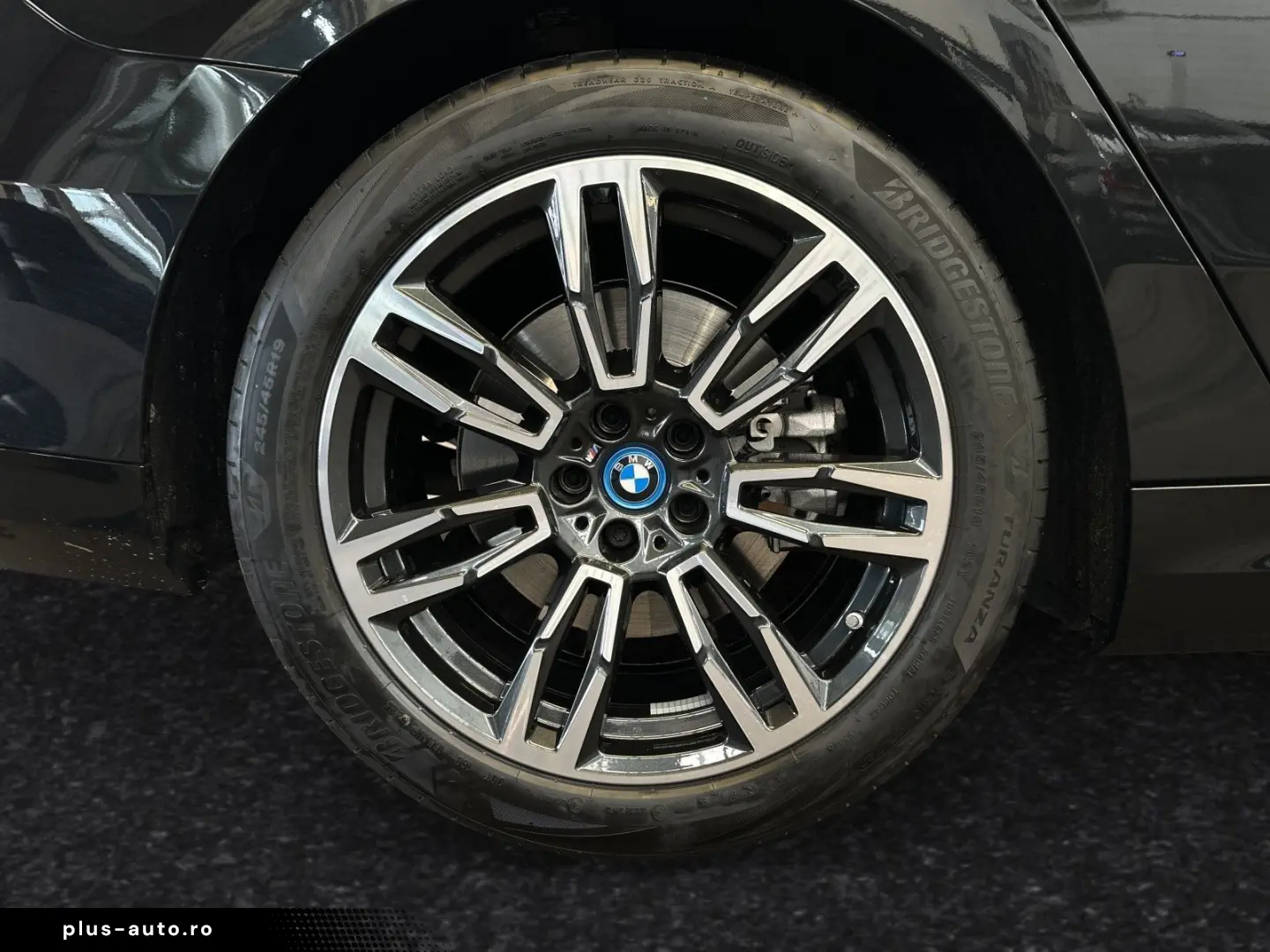 BMW 550e xDrive M Sport Pano Autobahnass. B&W