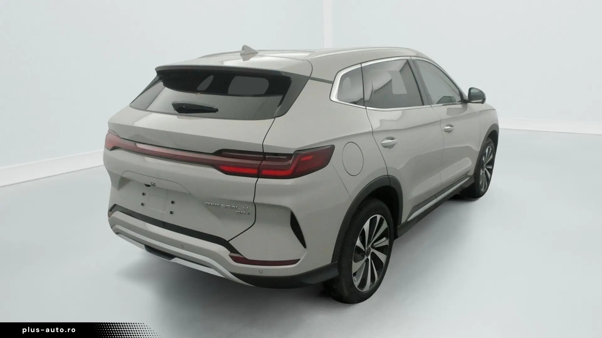 Byd Seal u1.5l DM-i 218ch PHEV Boost (18kWh)