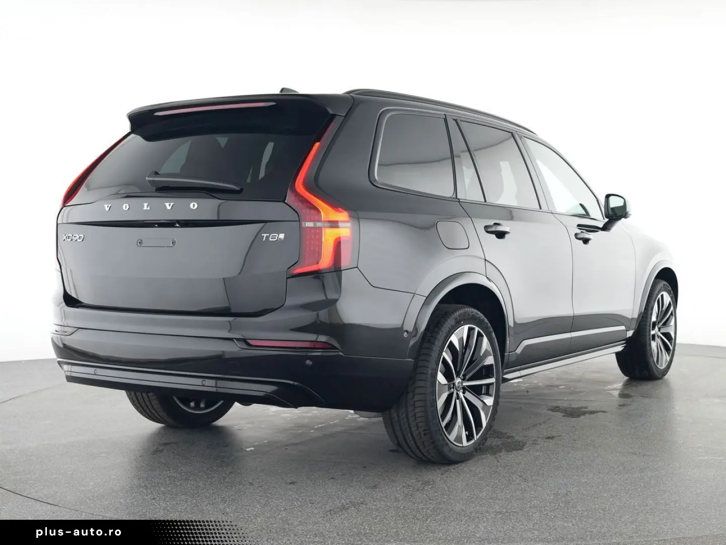 VOLVO XC90 T8 Ultra Dark Luftfwk Massage B&W AHK