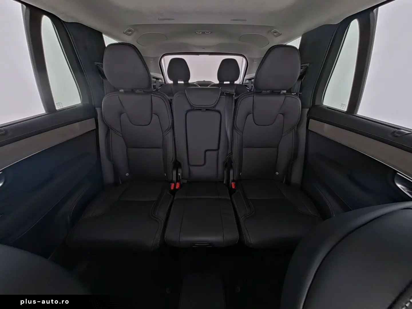VOLVO XC90 T8 Ultra Dark Luftfwk Massage B&W AHK