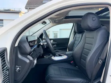 MERCEDES-BENZ GLE 450d AMG PANO Massage AHK Standh. …