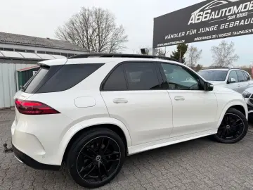 MERCEDES-BENZ GLE 450d AMG PANO Massage AHK Standh. …