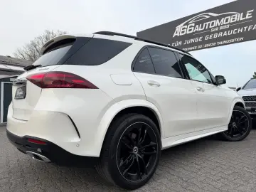 MERCEDES-BENZ GLE 450d AMG PANO Massage AHK Standh. …