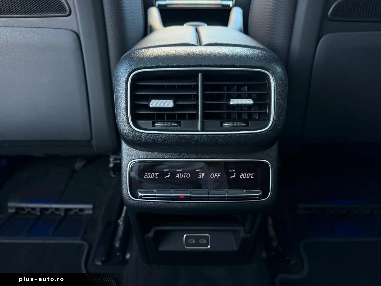 MERCEDES-BENZ GLE 450d AMG PANO Massage AHK Standh. &hellip;