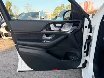 MERCEDES-BENZ GLE 450d AMG PANO Massage AHK Standh. …