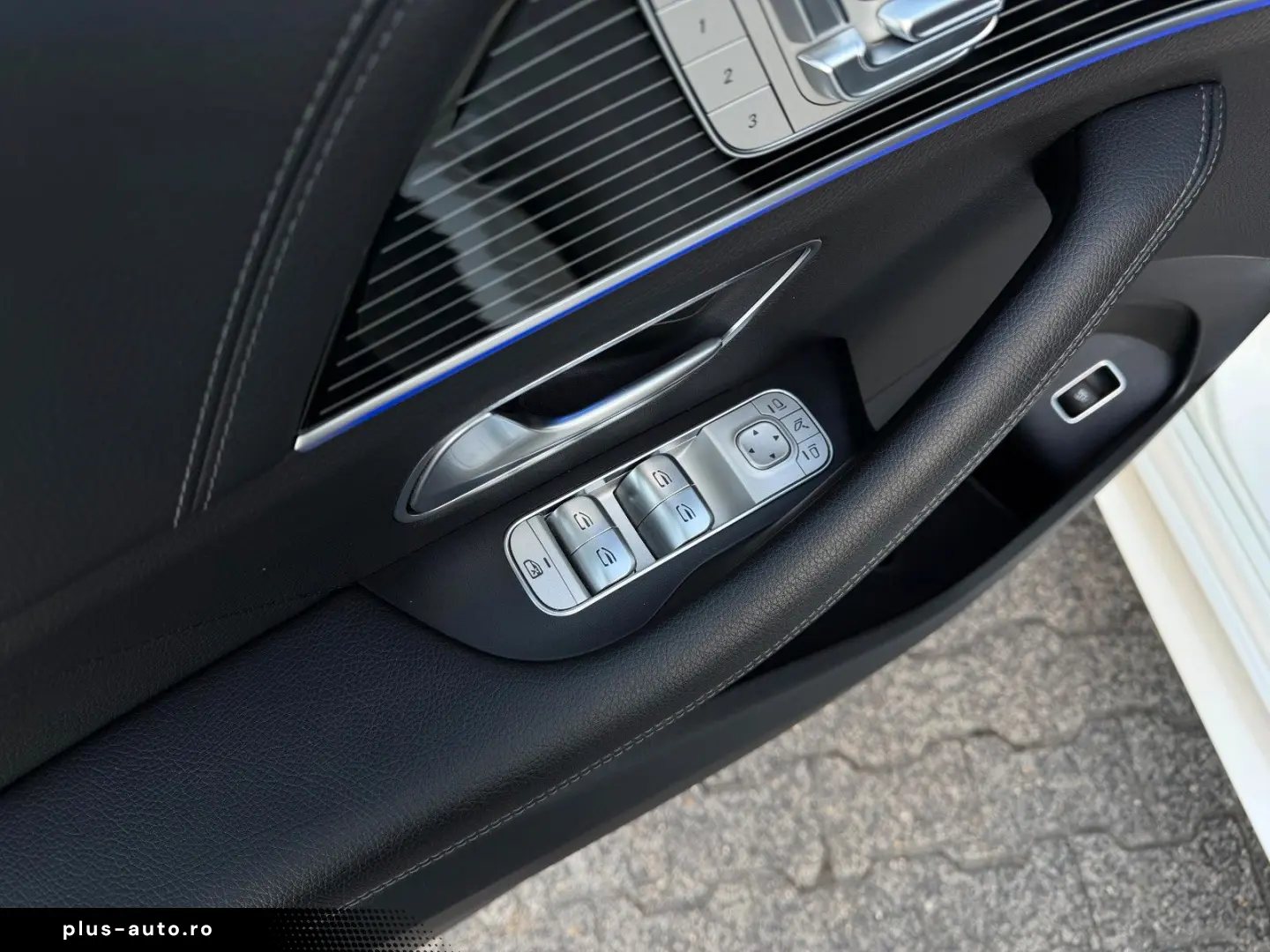 MERCEDES-BENZ GLE 450d AMG PANO Massage AHK Standh. &hellip;