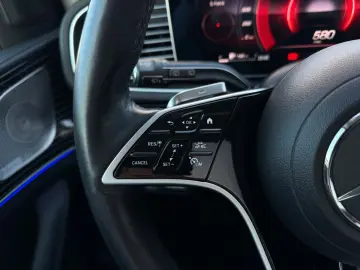 MERCEDES-BENZ GLE 450d AMG PANO Massage AHK Standh. …