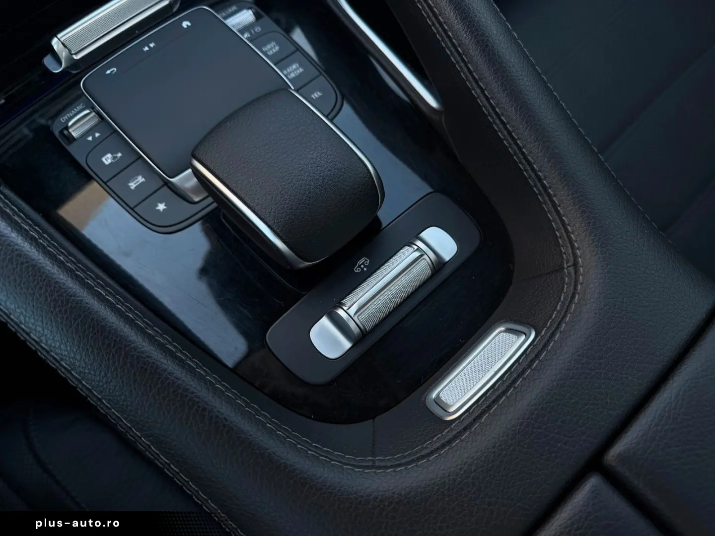 MERCEDES-BENZ GLE 450d AMG PANO Massage AHK Standh. &hellip;