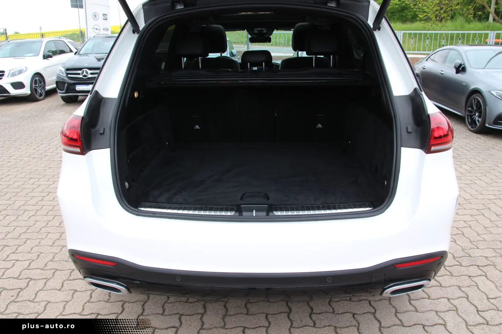 MERCEDES-BENZ GLE 450 4M AMG-Line NIGHT PANO AHK MUL&hellip;