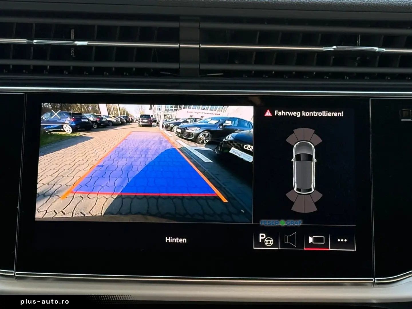 AUDI Q8 50 TDI quattro S-line Matrix Pano AHK HUD ACC