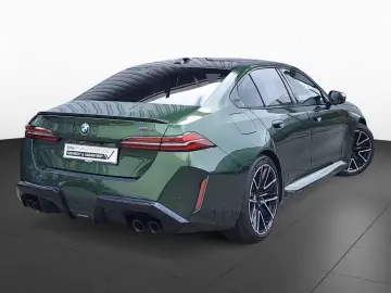 BMW M5 Individual DA PA-Prof B&W Carbon
