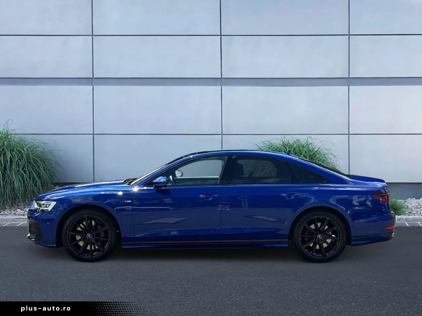 AUDI A8 TFSI e 60 quattro 340(462) kW(PS) tiptronic
