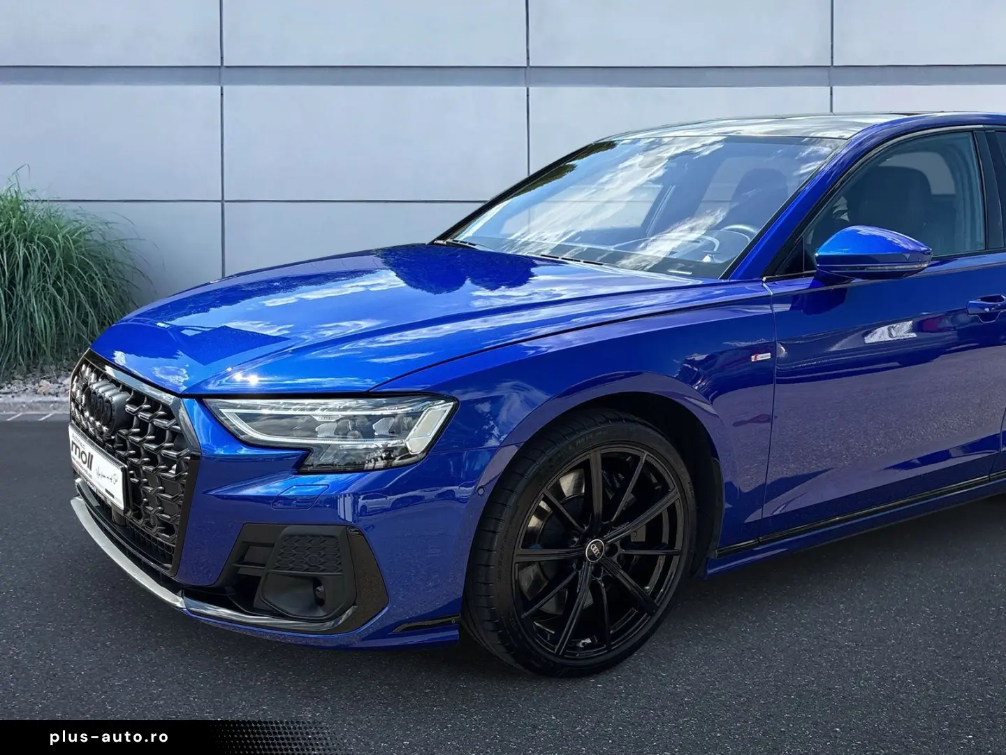 AUDI A8 TFSI e 60 quattro 340(462) kW(PS) tiptronic