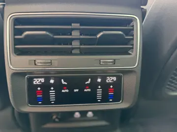 AUDI SQ8  FACELIFT#Headup#Pano#AHK#HGP#Abstand#24Zoll