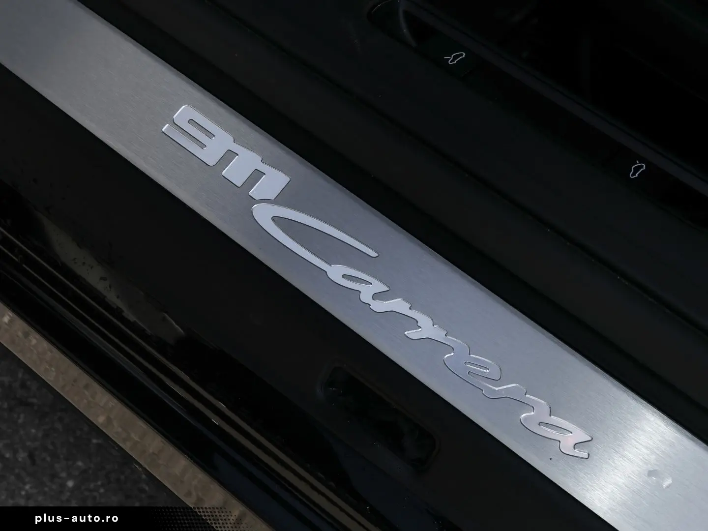 PORSCHE 992 911 Carrera 21-Zoll Rückfahrkamera LED-Matri