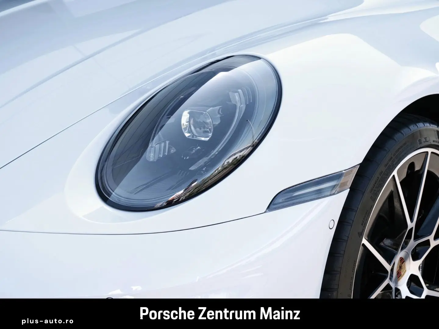 PORSCHE 992 911 Carrera Sportabgas Surround View BOSE