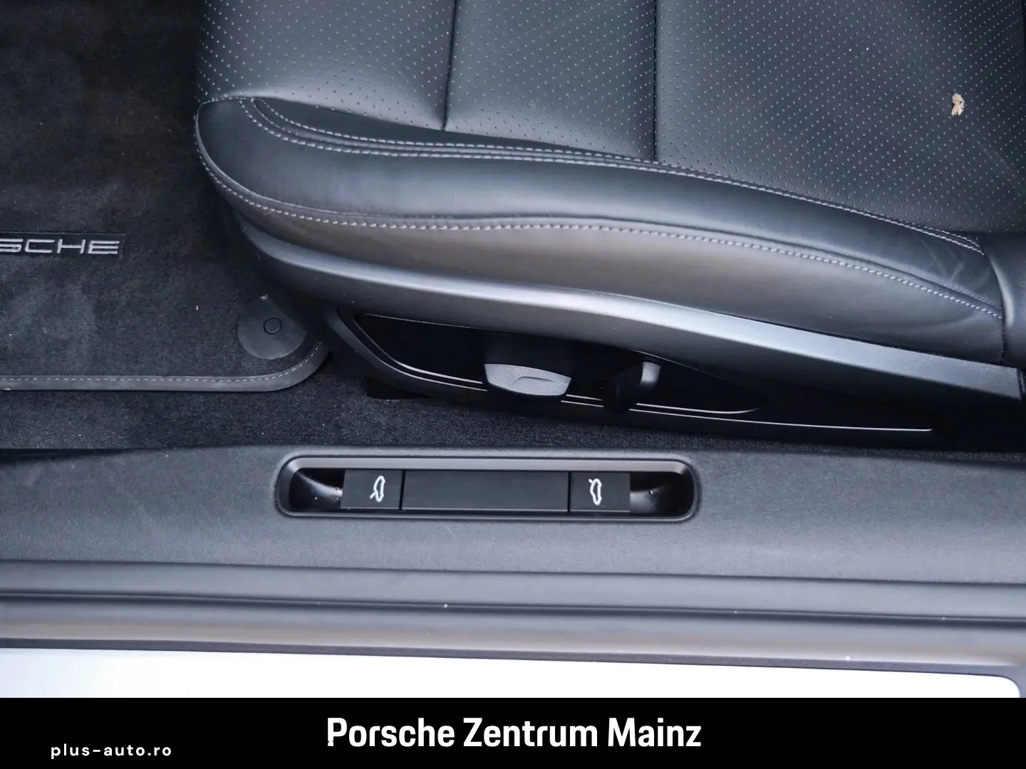 PORSCHE 992 911 Carrera Sportabgas Surround View BOSE