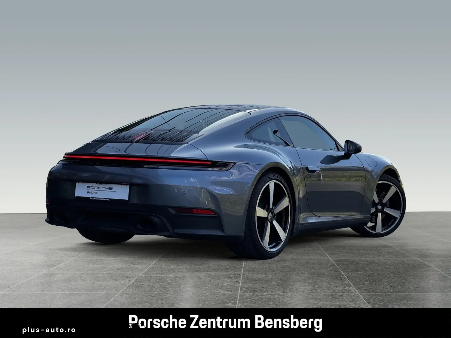 PORSCHE 911 Carrera