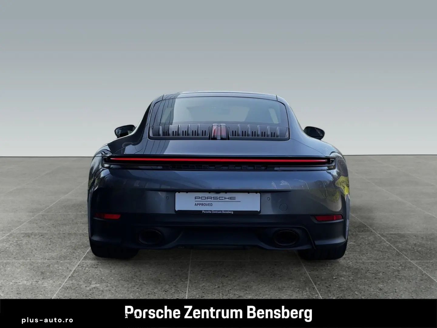PORSCHE 911 Carrera