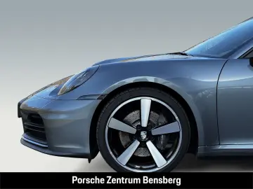 PORSCHE 911 Carrera