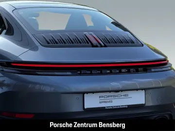 PORSCHE 911 Carrera