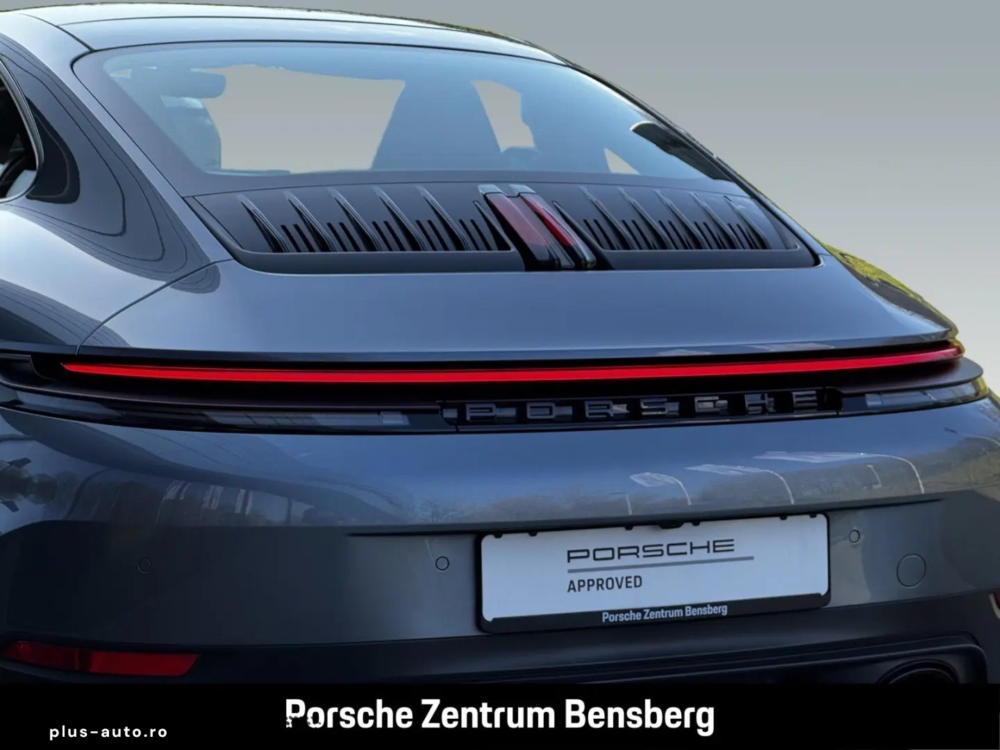 PORSCHE 911 Carrera