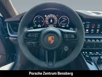 PORSCHE 911 Carrera