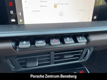 PORSCHE 911 Carrera