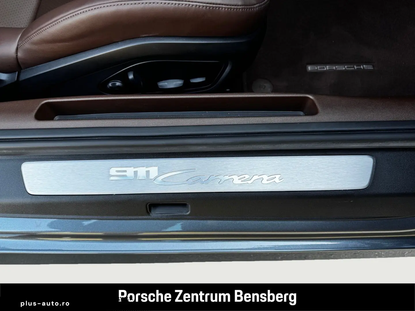 PORSCHE 911 Carrera