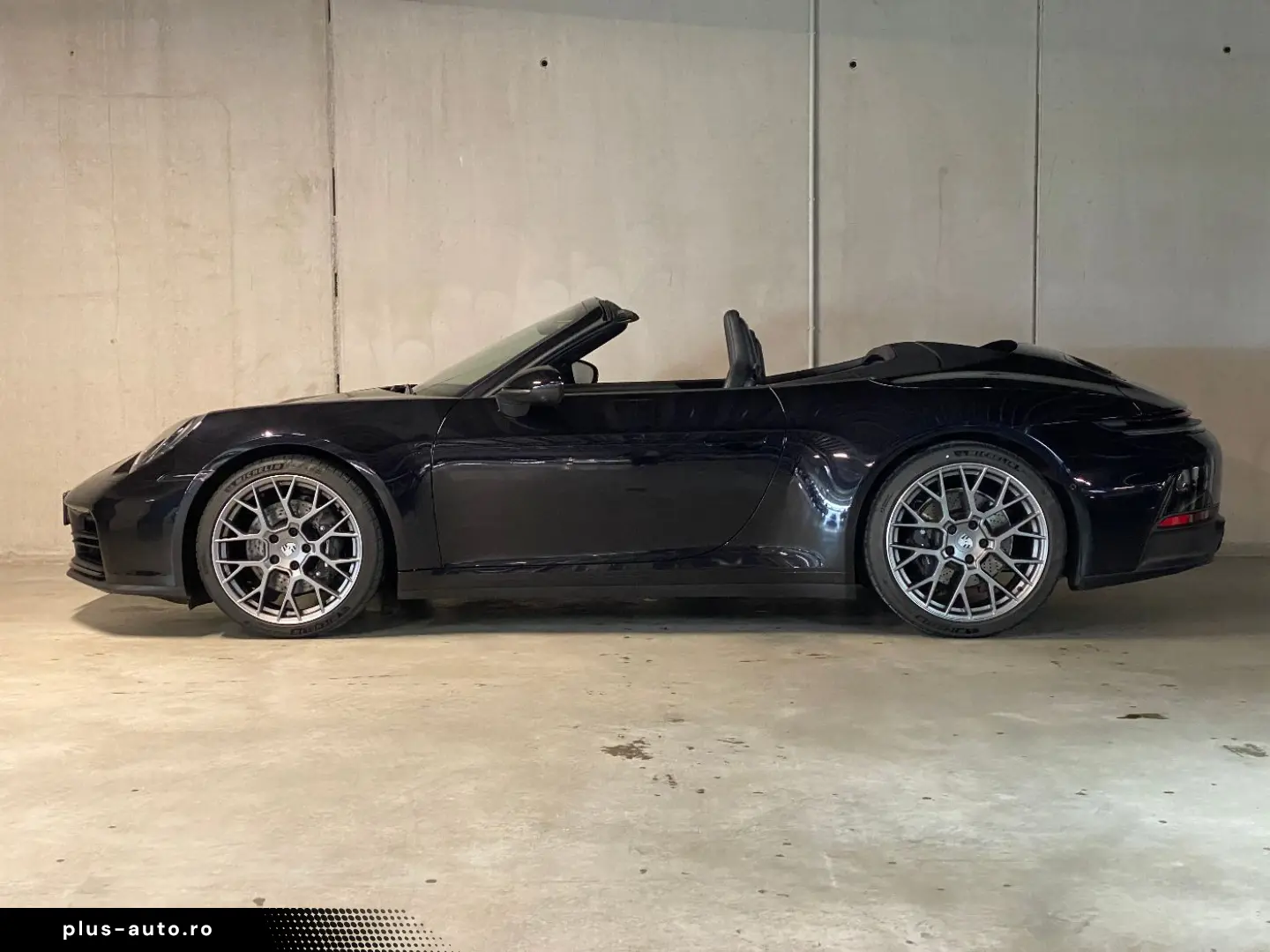 PORSCHE 992 (911) Carrera Cabrio  Liftsystem  Sportabgas