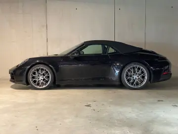 PORSCHE 992 (911) Carrera Cabrio  Liftsystem  Sportabgas