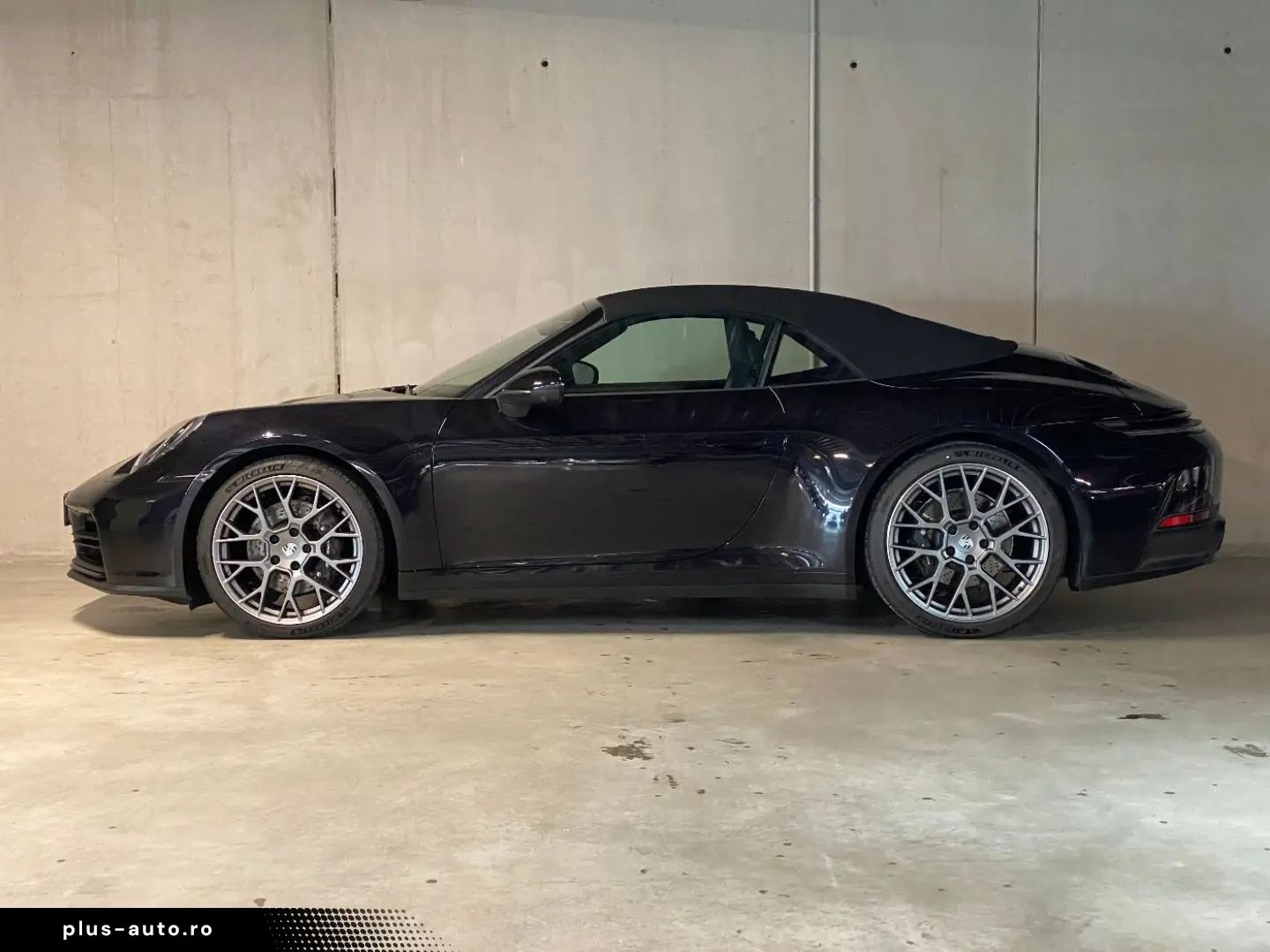 PORSCHE 992 (911) Carrera Cabrio  Liftsystem  Sportabgas